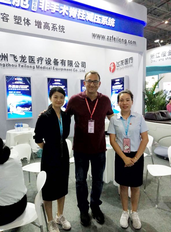 飛龍醫療外星艙亮相2018上海大虹橋美博會