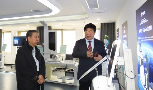 參觀飛龍醫(yī)療產品