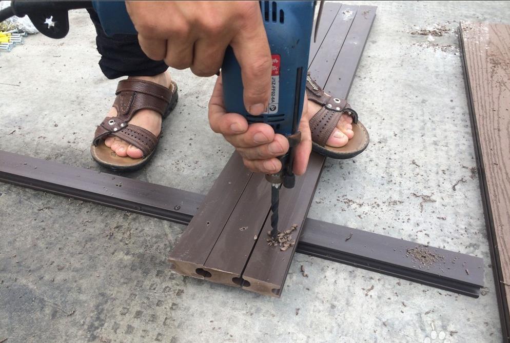 成都富森木塑戶外地板廠