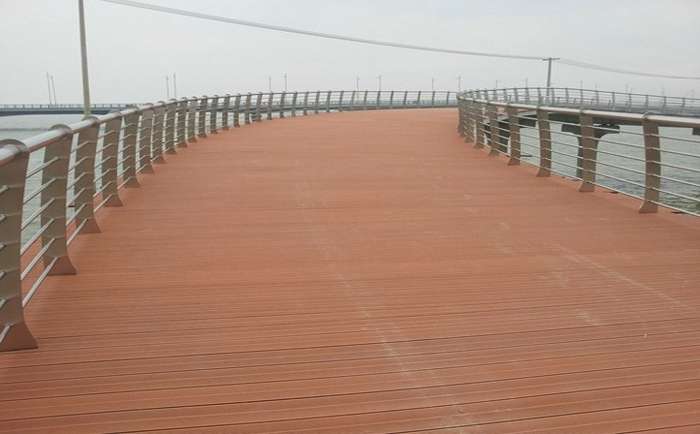 成都塑木地板廠家