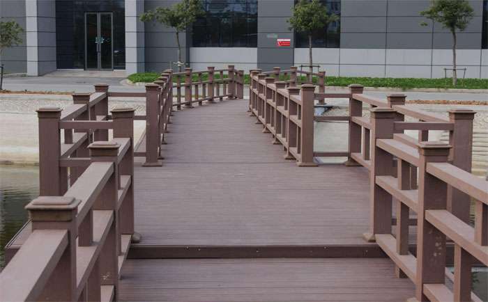 成都塑木地板廠家