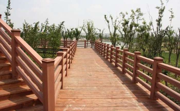 成都塑木地板有哪些優缺點？