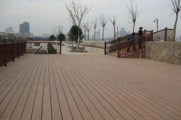 塑木產(chǎn)品“個(gè)性化定制”將在應(yīng)用領(lǐng)域開(kāi)拓出一片新天地